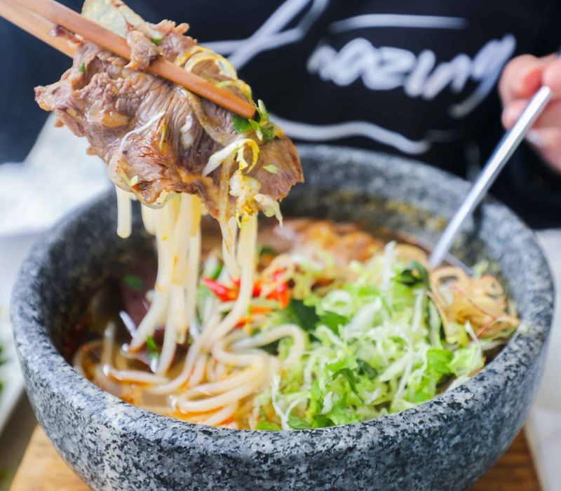 Top 10 quán bún bò thố đá Đà Lạt nóng hổi, ăn là nhớ mãi 6