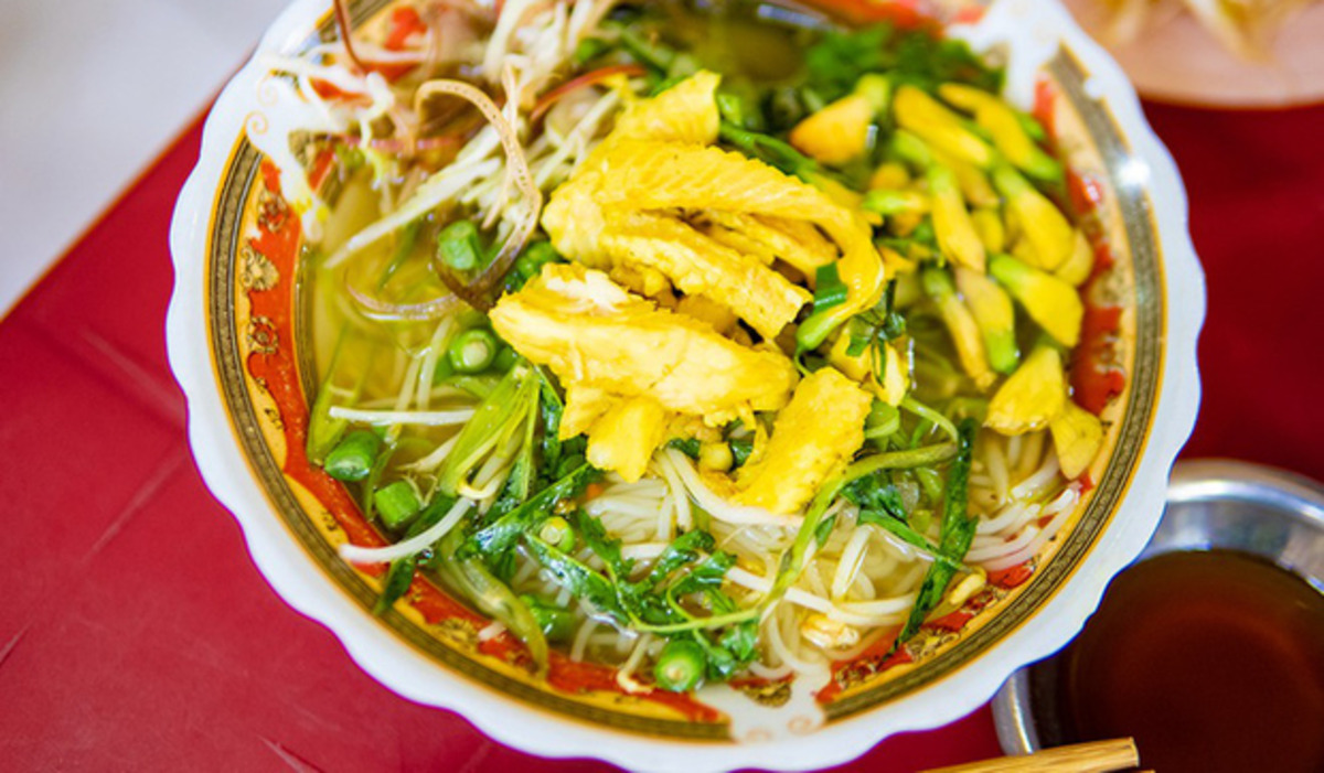 Bún cá Hiếu Thuận, quán ăn bình dân phải thử khi đến An Giang 3
