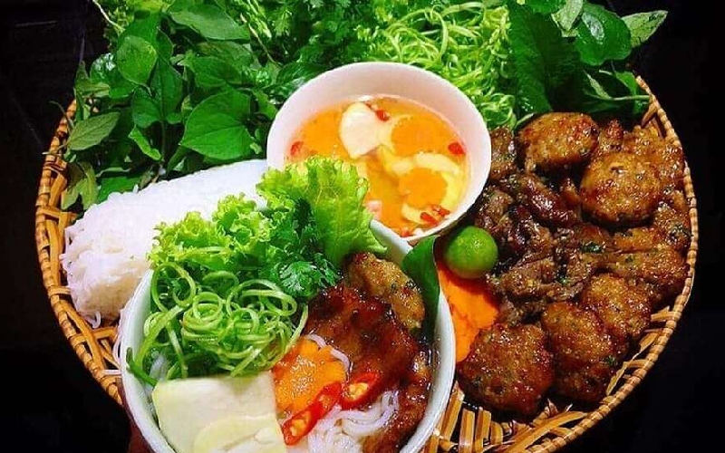 Lưu ngay top 16+ quán bún chả Hà Nội chuẩn vị tại Sài Gòn 7