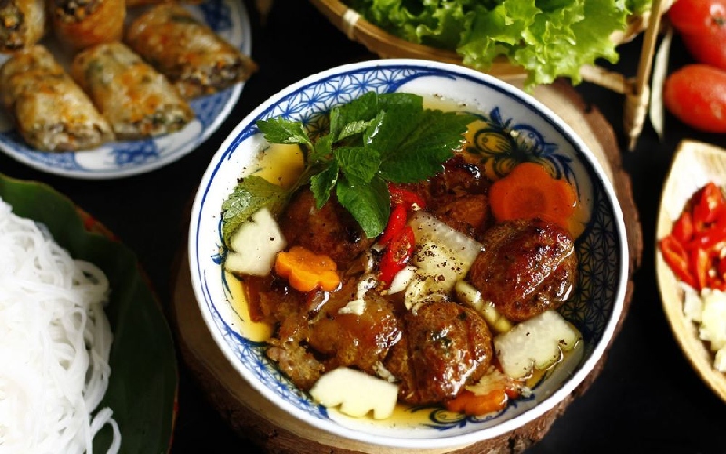 Mách bạn top 15 quán bún chả Hà Nội ngon trứ danh đất Hà Thành 2