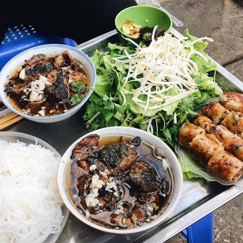 Top 10 quán bún chả phố cổ Hà Nội chuẩn vị xiêu lòng thực khách 3
