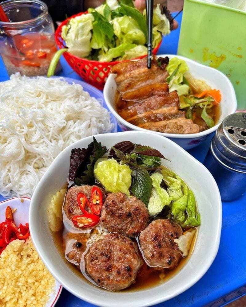 Top 10 quán bún chả quận 1 mang đậm dấu ấn ẩm thực thủ đô 6