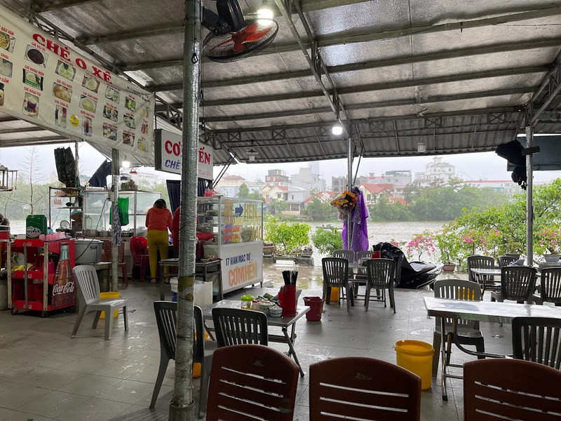 Ai ra xứ Huế thì ghé ngay các quán Bún hến ngon nổi tiếng một phương 10