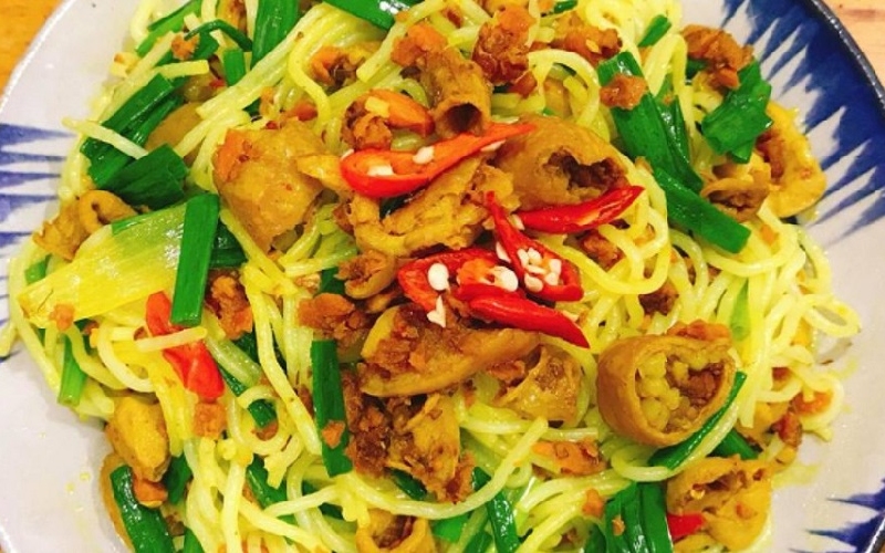 Top 10 quán bún lòng xào nghệ Đà Nẵng níu chân thực khách 2