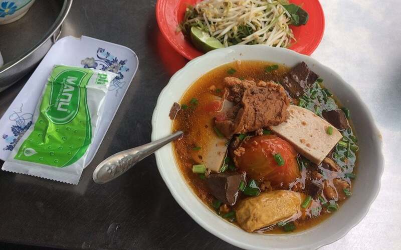 Top 14 quán bún riêu ngon có tiếng nhất nhì Sài Gòn 12