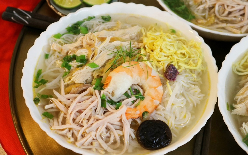 Bỏ túi 8 quán bún thang Hà Nội ngon mà bạn không nên bỏ lỡ 5