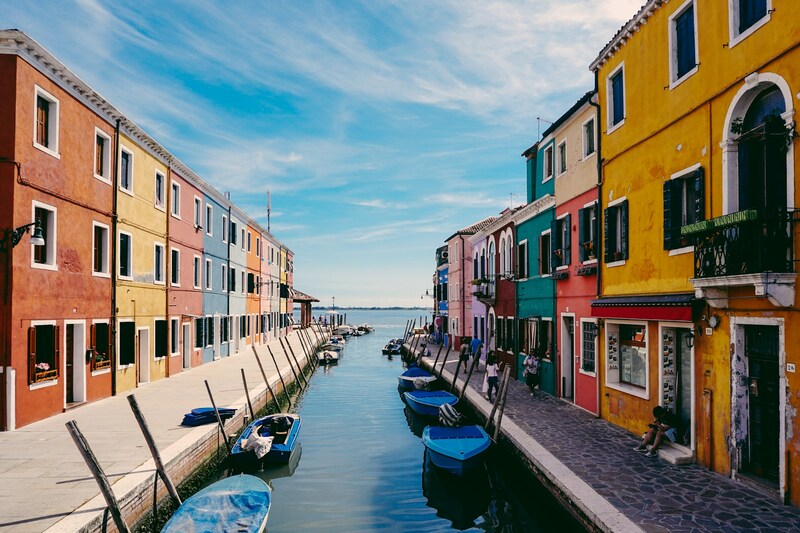 Rực rỡ đảo xanh Burano, thiên đường du lịch cực gần Venice 2
