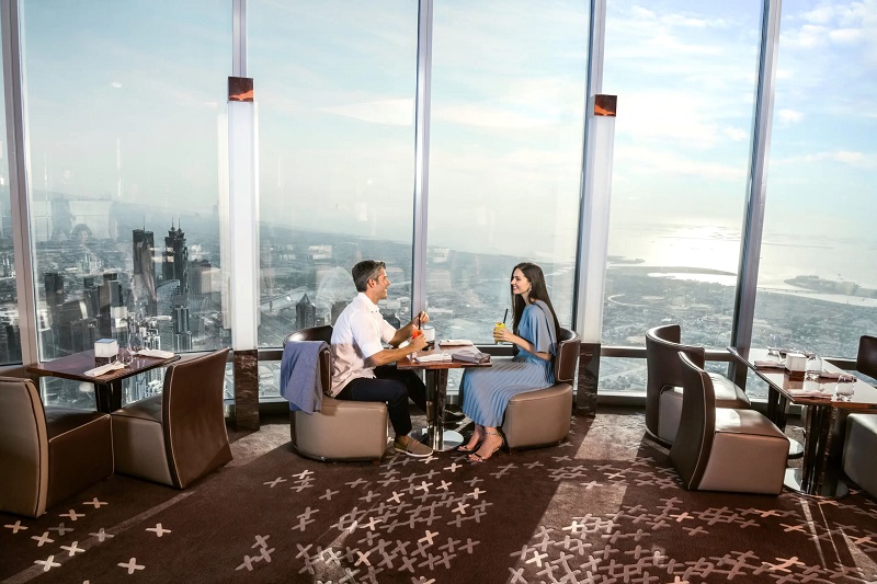 Thưởng lãm Burj Khalifa tòa nhà cao nhất thế giới ở Dubai 8