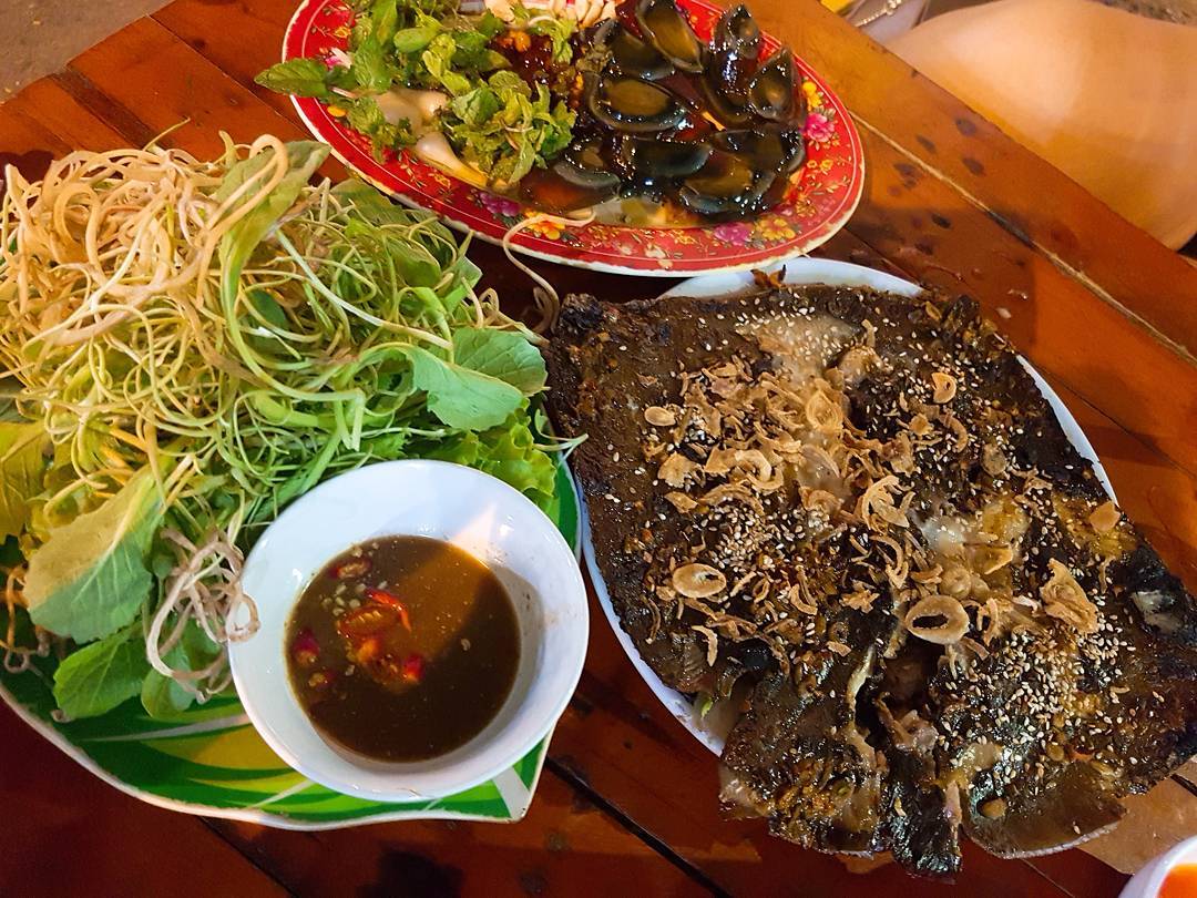 Cá đuối nướng mỡ hành Quảng Bình, ai từng ăn cũng tấm tắc khen ngon 4