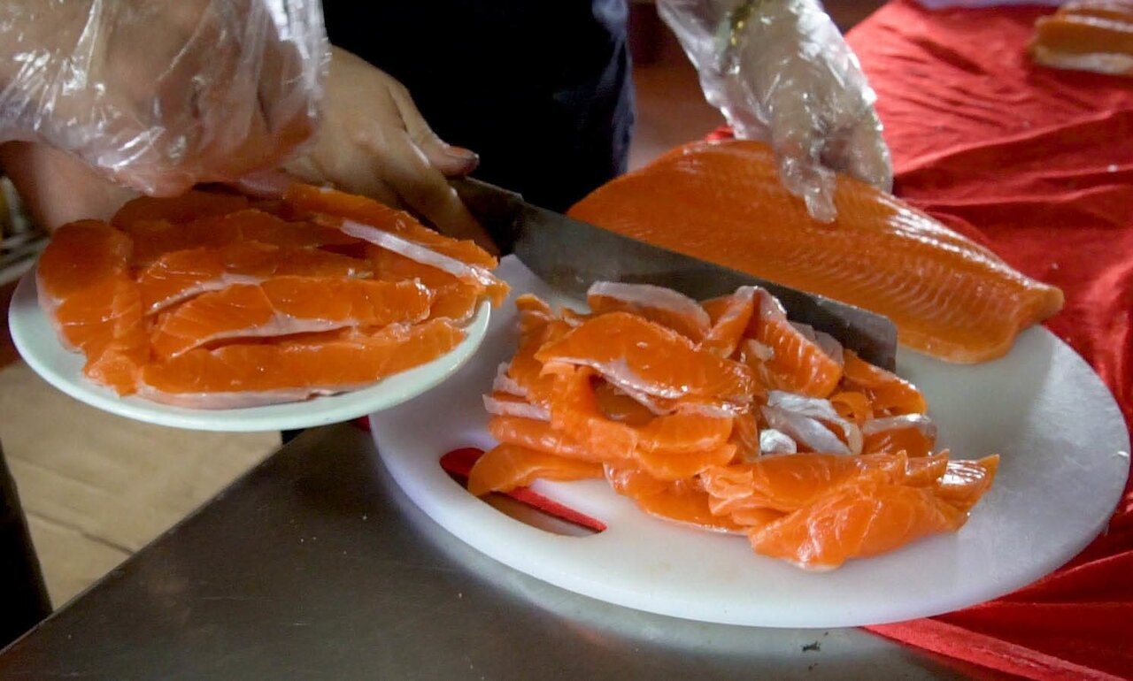 Cá hồi Mộc Châu - Vấn vương hương vị món ăn ngon quên lối về 5