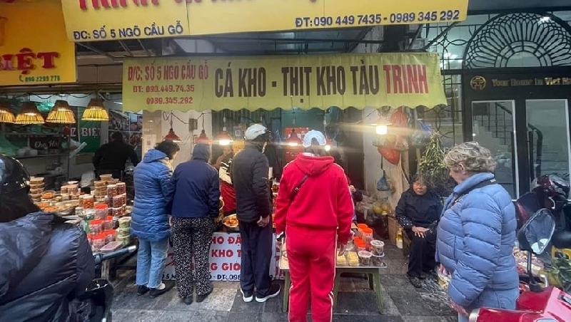 Cá kho Trinh chợ Hàng Bè: Món ăn truyền thống vị Hà Nội xưa 8