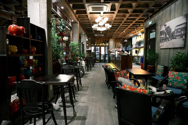 Ghé Cà phê Cô Ba Đồng Khởi cùng trở về thời ông bà anh 14