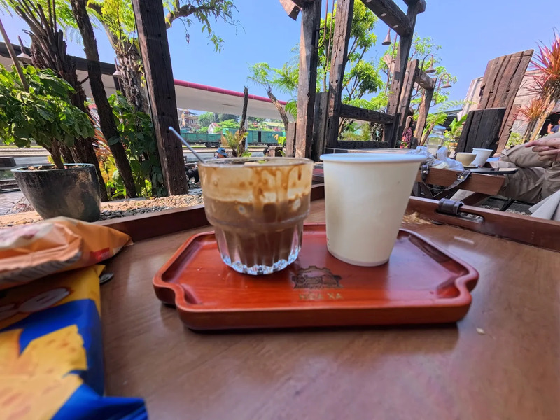 Cà phê Hỏa Xa mang đậm ký ức bên nhà ga Huế 120 tuổi 2