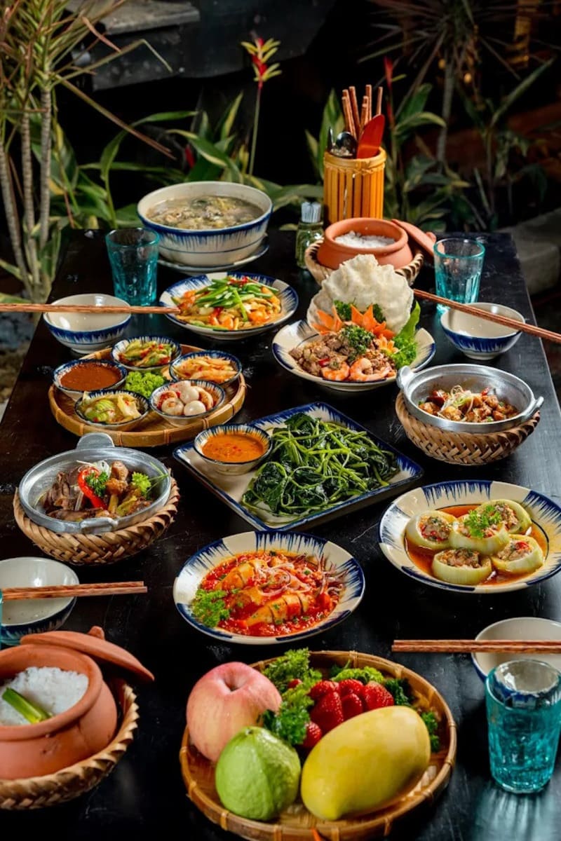 Cà phê Hỏa Xa mang đậm ký ức bên nhà ga Huế 120 tuổi 5