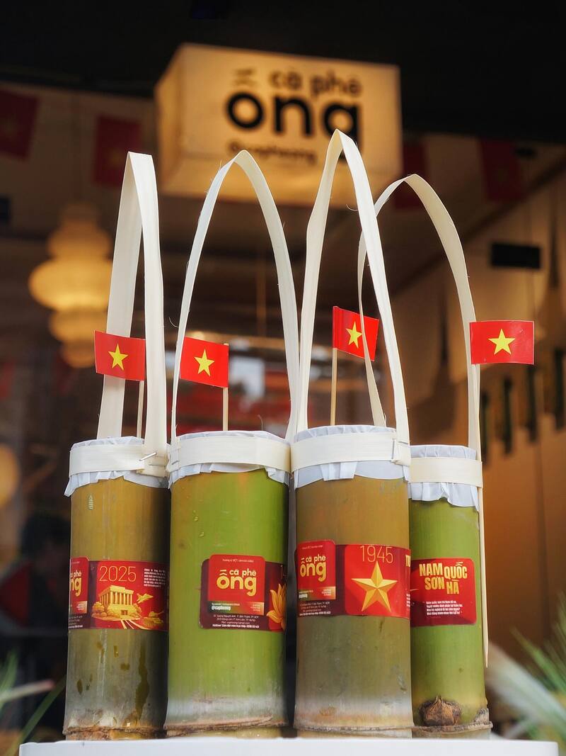 Ghé 6 quán cà phê concept “yêu nước” tại TP.HCM dịp 2/9 2