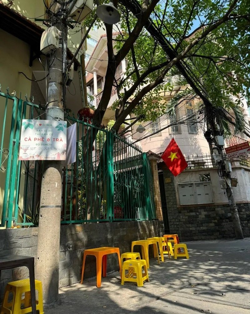 Top 9 quán cà phê Phan Xích Long đẹp, chill, đồ uống ngon 7