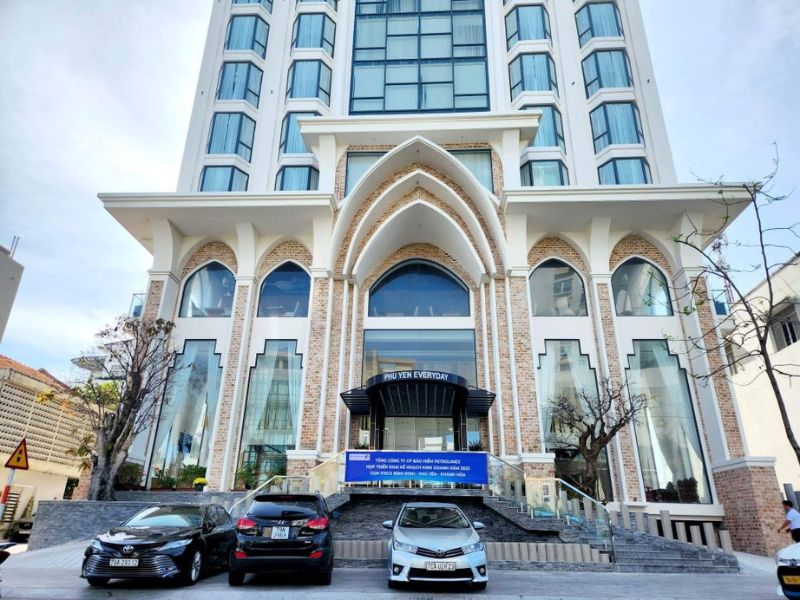 Các khách sạn đẹp ở Phú Yên có view biển, giá hợp lý 9