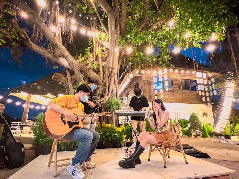 10 điểm hẹn cafe acoustic giúp bạn thả hồn theo những thanh âm trong trẻo 5