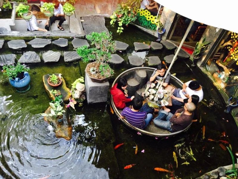 Top 3 quán cafe cá koi Gò Vấp view đẹp, thoáng mát nhất định phải đến 8