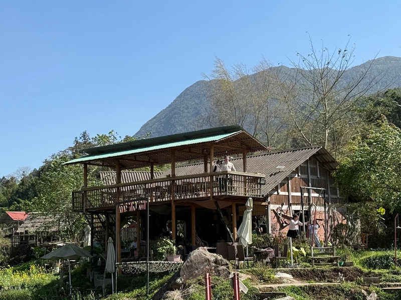 Review top 9 quán cafe cánh đồng Sapa ôm trọn view lúa 15