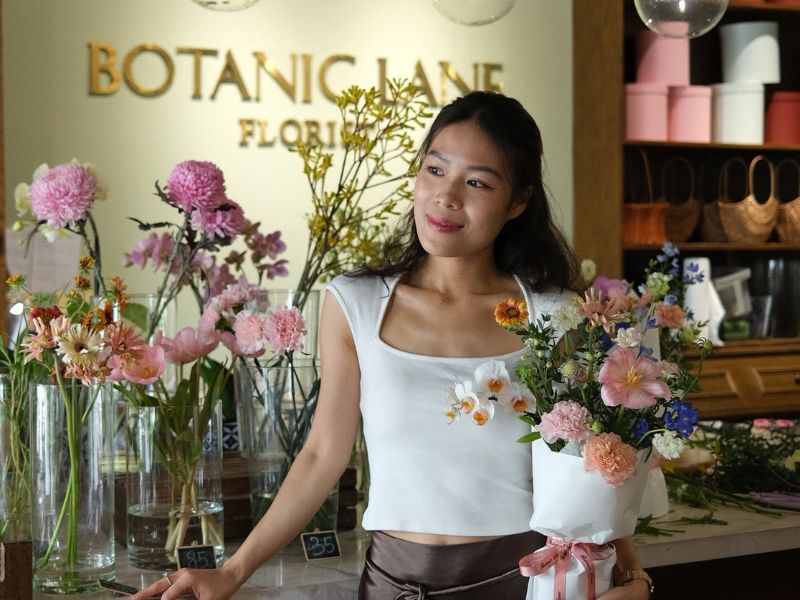 10 quán cafe hoa ở Sài Gòn có không gian lãng mạn, nhiều cây xanh 9