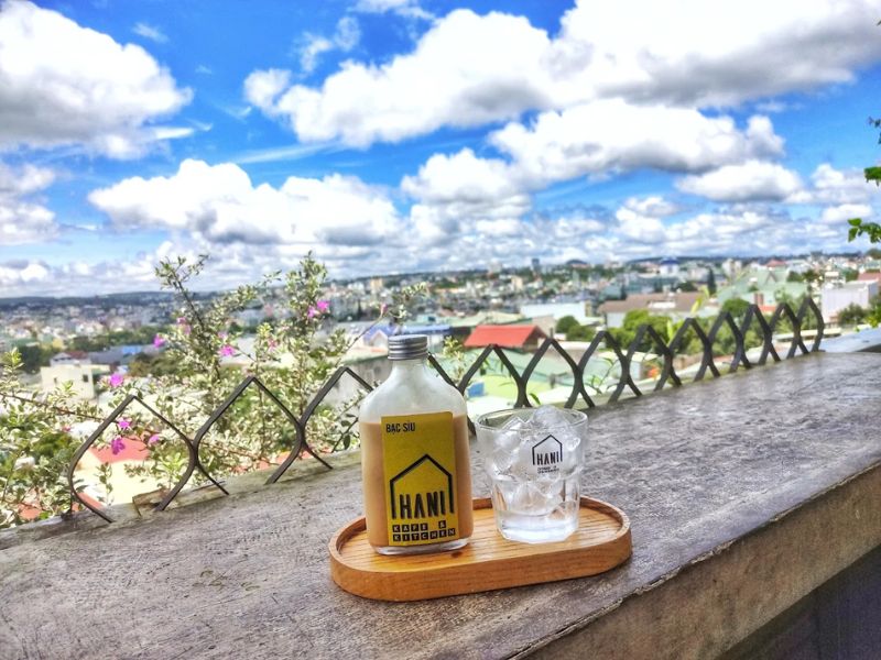 Top 10 quán cafe Pleiku view đẹp, không gian chill đáng ghé nhất 2