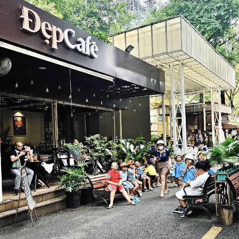 Những quán cafe sách yên tĩnh tại Sài Gòn giúp bạn thả hồn với con chữ 19