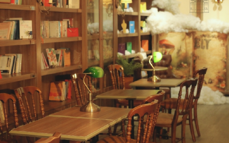 Những quán cafe sách yên tĩnh tại Sài Gòn giúp bạn thả hồn với con chữ 31