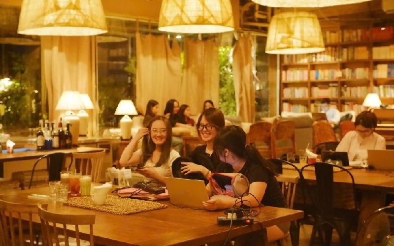 Top 9 quán cà phê sách Hà Nội siêu xinh và yên tĩnh 12