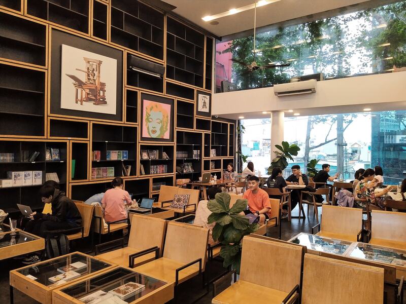 Những quán cafe sách tại Sài Gòn giúp bạn thả hồn với con chữ 5