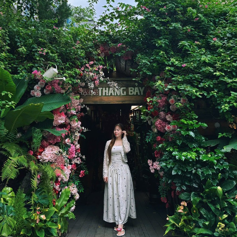 Top 15+ quán cafe sân vườn đẹp, thoáng mát ở TP.HCM 9