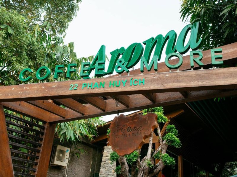 Ghé Cafe Sân Vườn Aroma ngắm cá Koi và tận hưởng không gian xanh 10