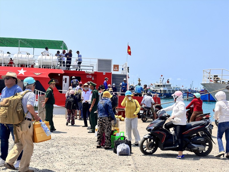 Cảng Phan Thiết: Nơi đưa bạn chu du những miền đất mới 3