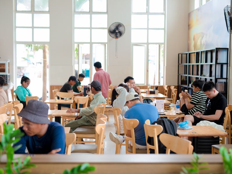 Khám phá Cảng Sa Kỳ: Điểm xuất phát lý tưởng cho hành trình đến Lý Sơn 7