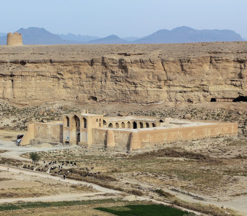 Caravanserai: Từ ‘trạm dừng chân huyền thoại’ đến trải nghiệm ngủ đêm sa mạc 2