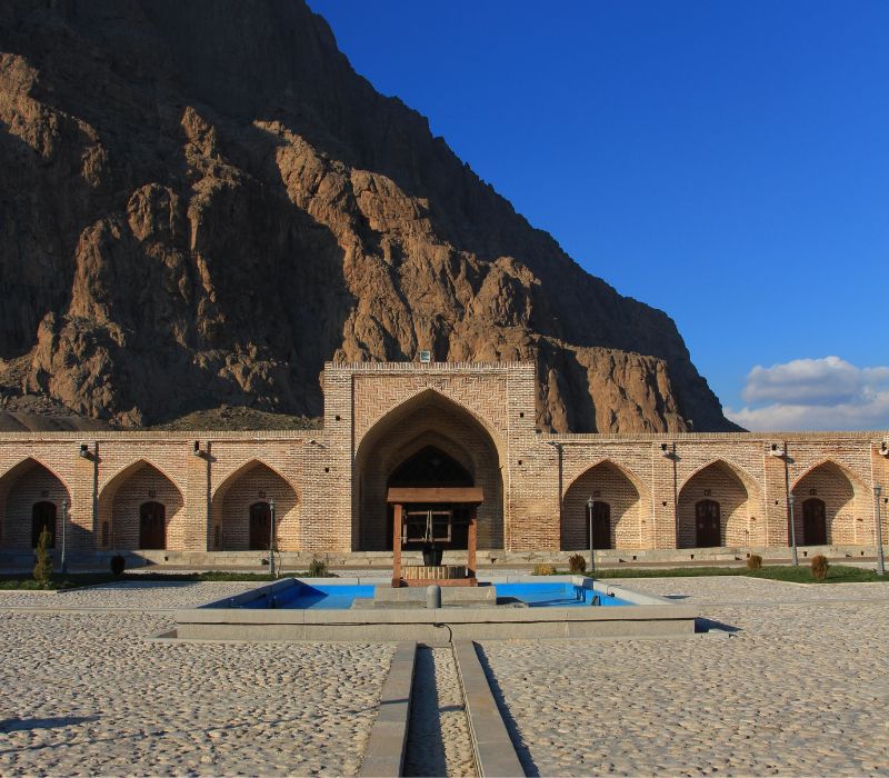 Caravanserai: Từ ‘trạm dừng chân huyền thoại’ đến trải nghiệm ngủ đêm sa mạc 7