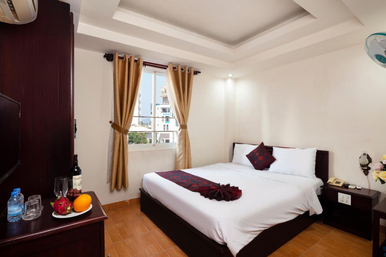 Carina Hotel, độc đáo lối thiết kế phản chiếu thành phố biển 5