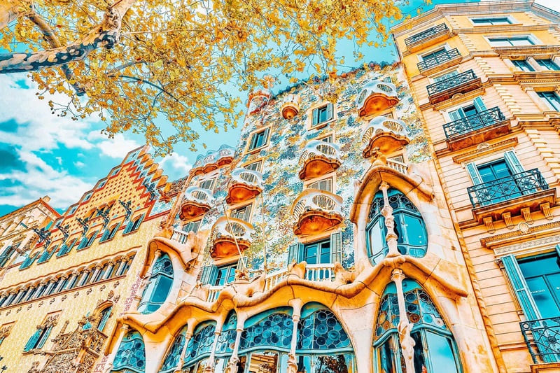 Casa Batlló: Ngôi nhà đẹp và độc đáo bậc nhất Barcelona 3