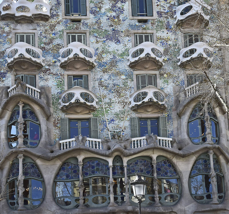 Casa Batlló: Ngôi nhà đẹp và độc đáo bậc nhất Barcelona 6