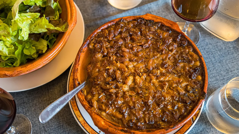 Cassoulet: Món hầm huyền thoại của nước Pháp 6