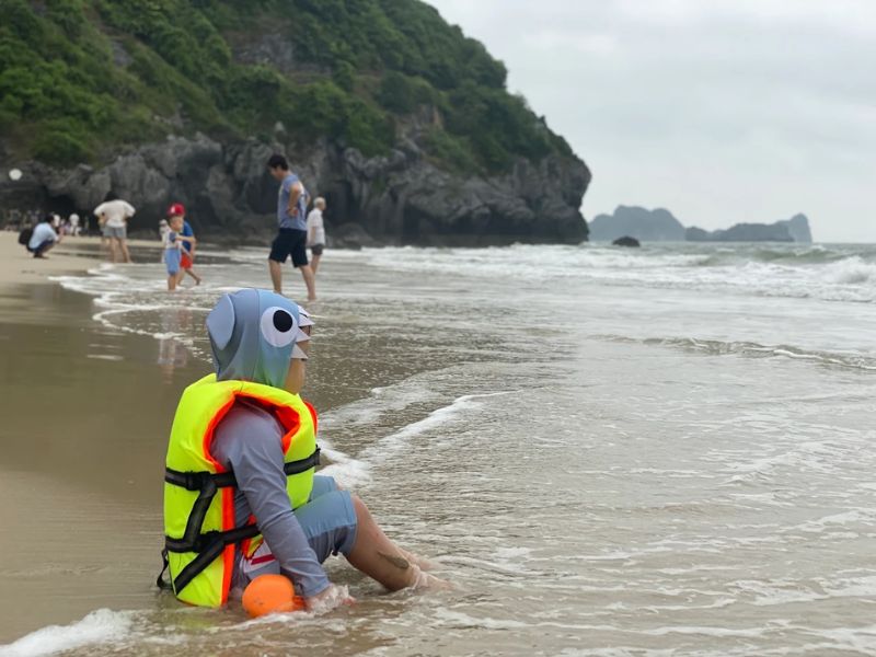 Cát Cò 3: Bãi biển hoang sơ, yên tĩnh và đẹp nhất đảo Cát Bà 4