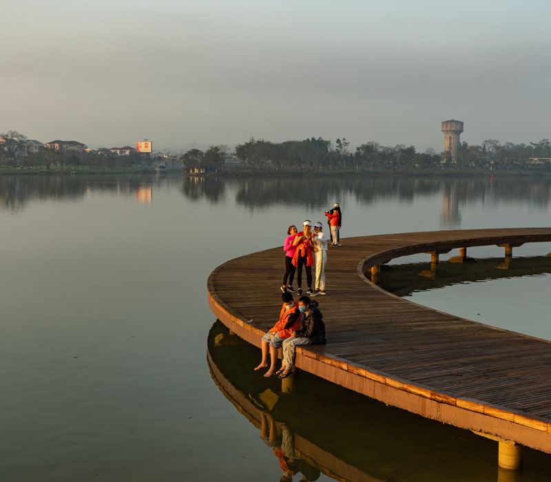 Cầu Bán Nguyệt Huế: Biểu tượng lãng mạn bên bờ sông Hương 2