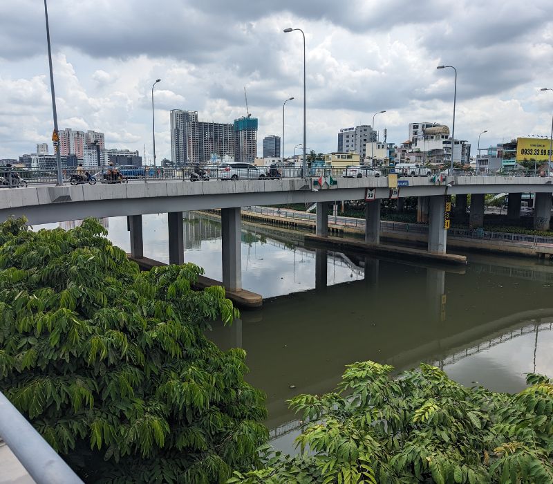 Cầu Calmette: Điểm đến lạ mà quen cho chuyến khám phá Sài Gòn 2