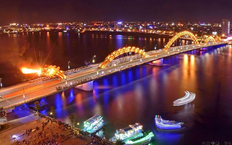 Cầu Rồng phun lửa mấy giờ, thứ mấy? Review chi tiết 2025 7