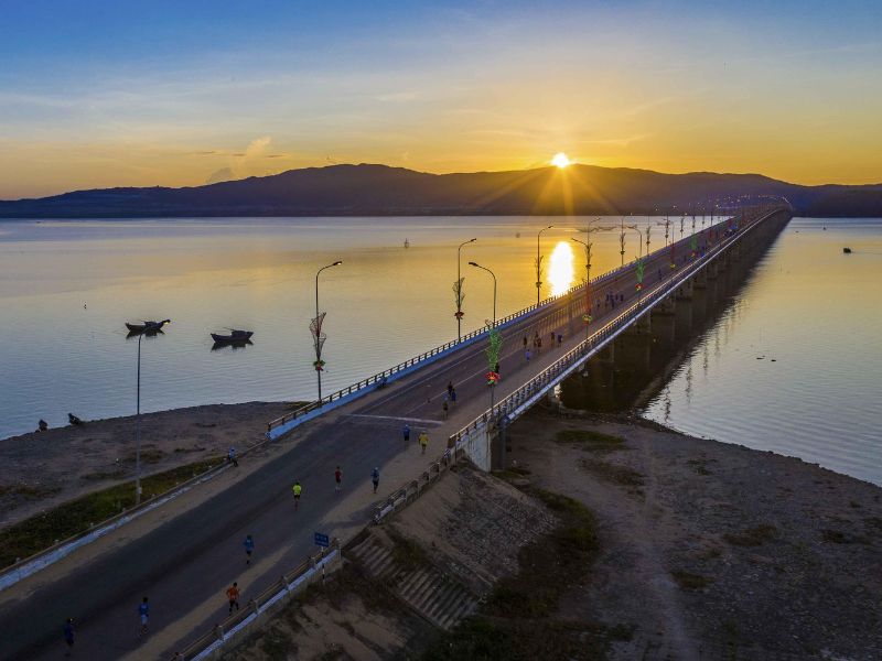 Vi vu cầu Thị Nại, cầu vượt biển dài nhất Việt Nam 3
