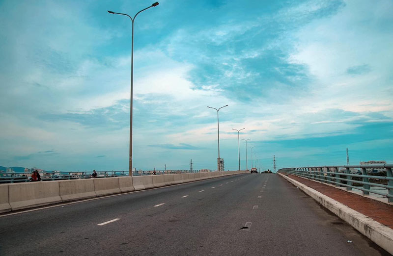 Ghé thăm cầu Tiên Sơn nối liền đôi bờ sông Hàn 7