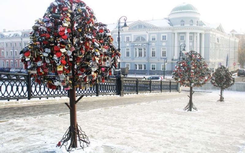 Top 14 cây cầu tình yêu đẹp nhất trên thế giới 7