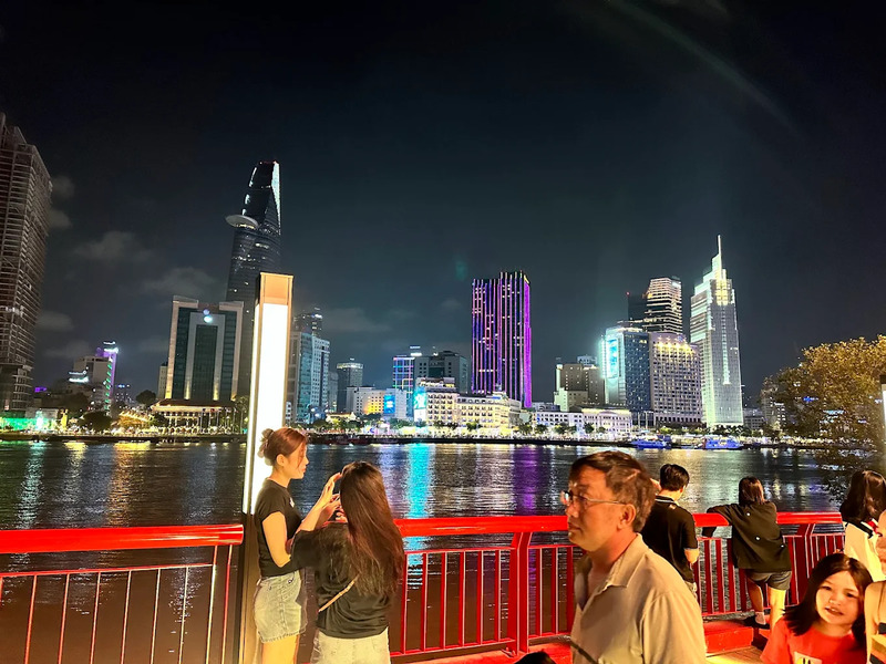 Khám phá Cầu Tình Yêu Sài Gòn với view đẹp “ngất ngây” 5