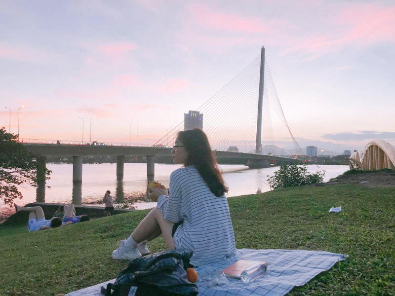 Cầu Trần Thị Lý, điểm check-in hoàn hảo bên bờ sông Hàn thơ mộng 10