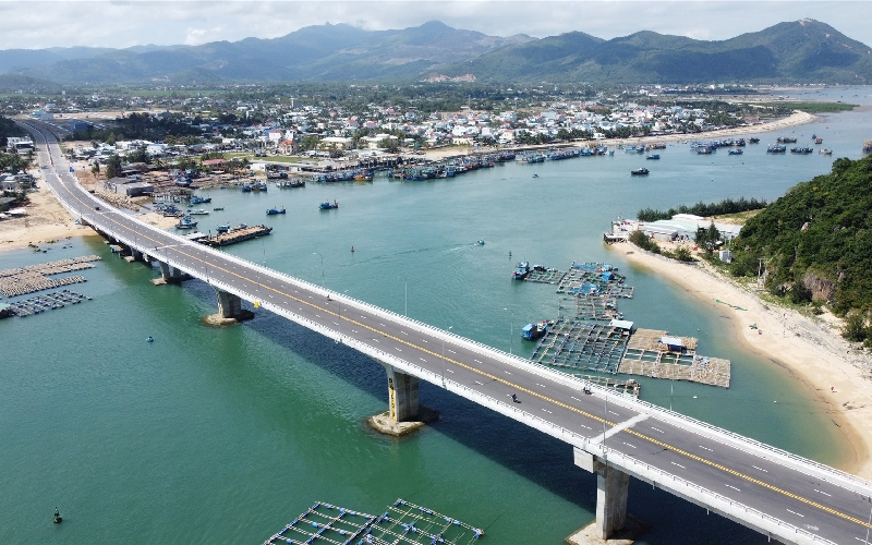 Top 5 cầu vượt biển dài nhất Việt Nam mang tầm Đông Nam Á 13